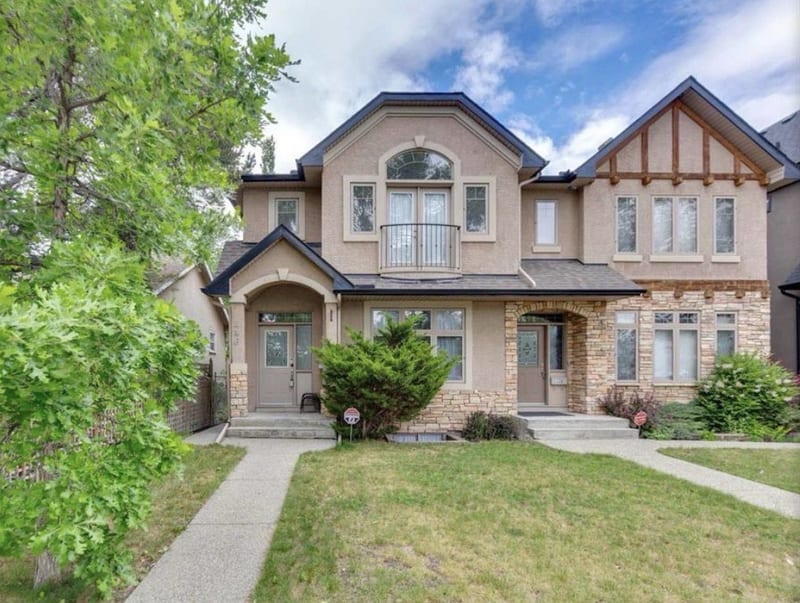 Close to Downtown Calgary 3Bdrm Furnished Home for Short Stay